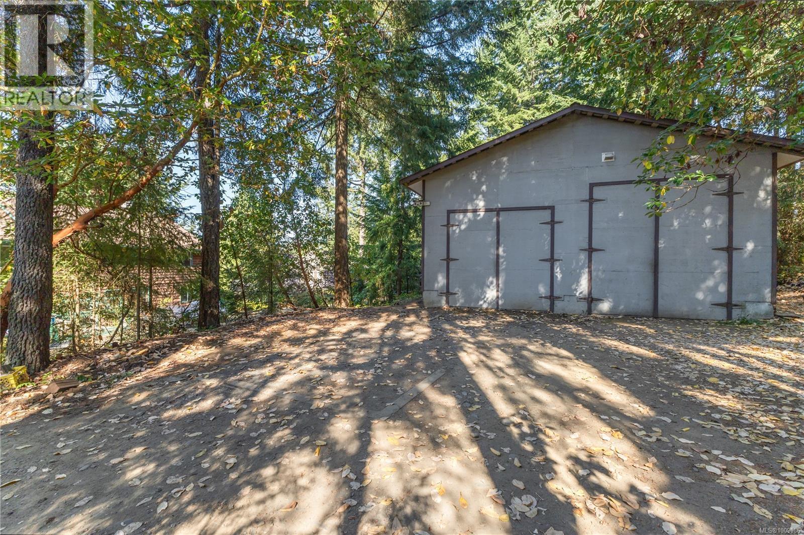 Photo 24 of 8015 Northwind Dr, Lantzville BC