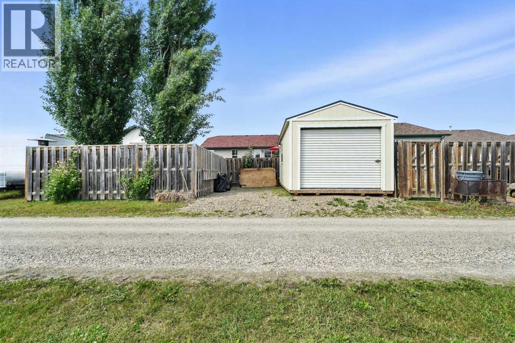 Photo 2 of 6815 58 Street, Rocky Mountain House AB