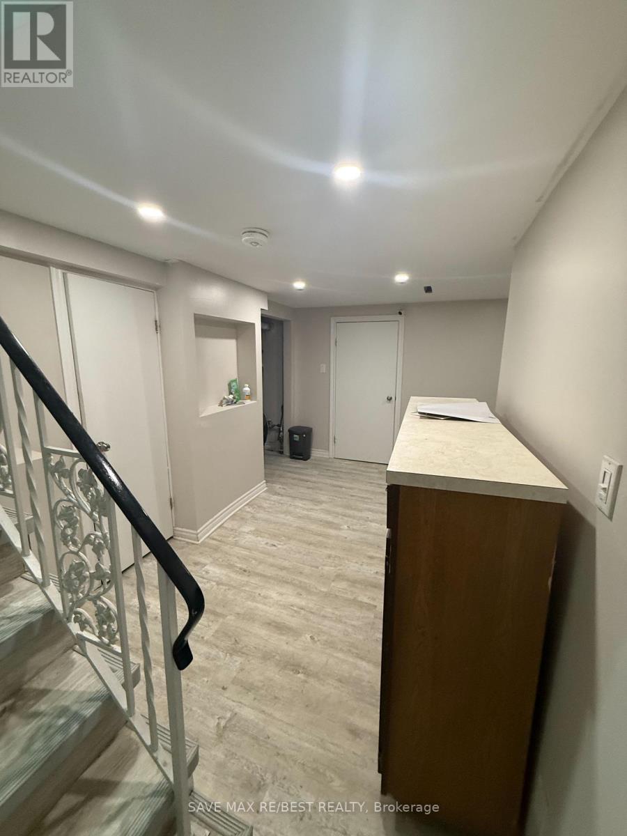 Photo 12 of 120 Weber Street S, Waterloo ON