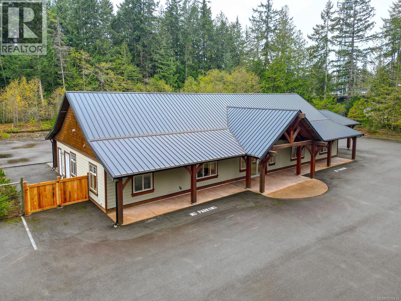 Photo 16 of 230 Rupert Rd E, Qualicum Beach BC
