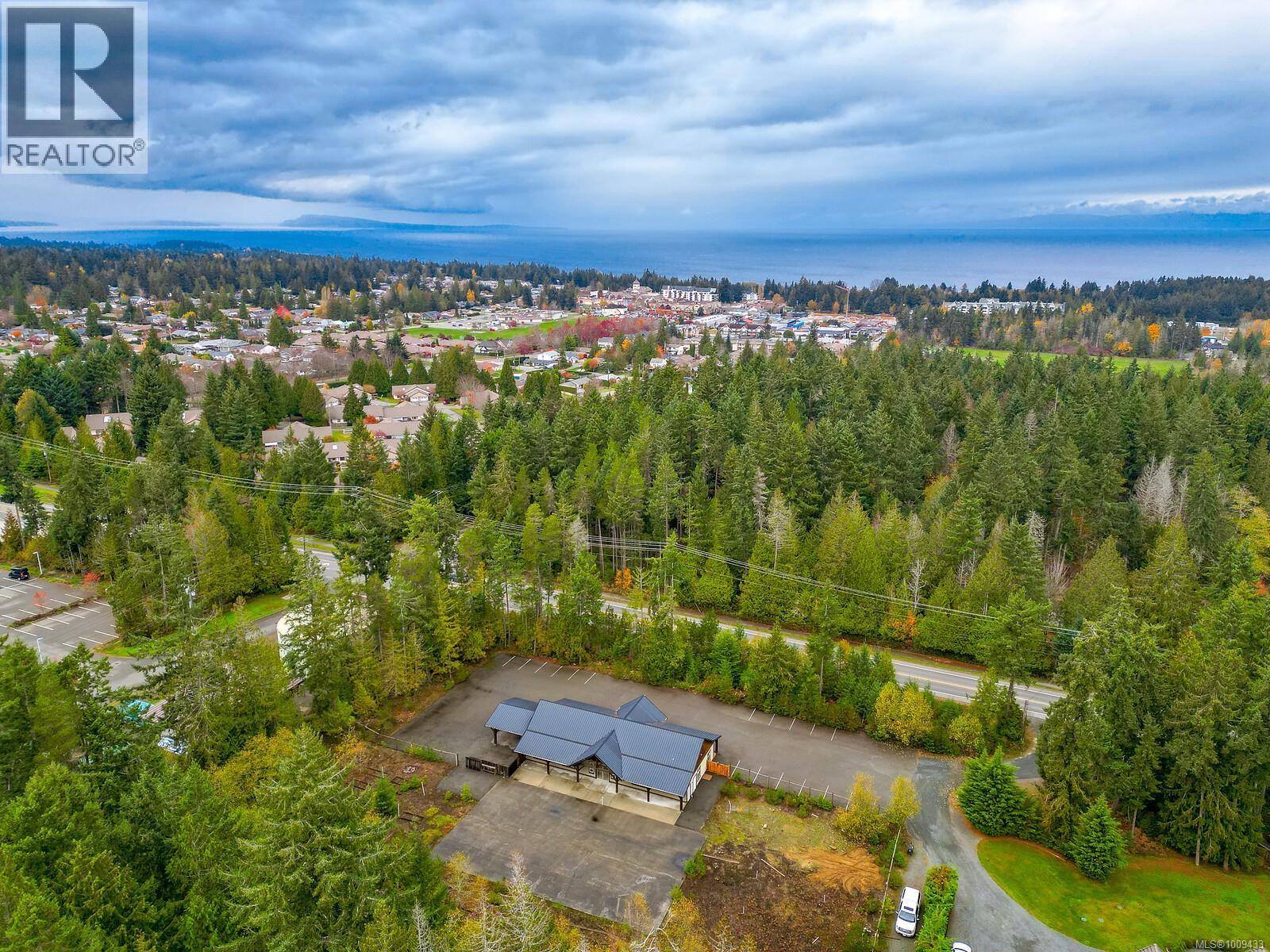 Photo 29 of 230 Rupert Rd E, Qualicum Beach BC