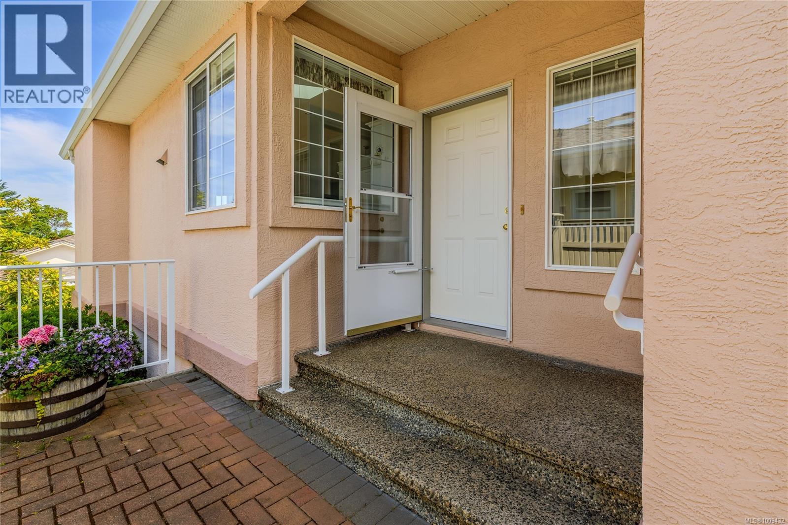 Photo 28 of 6345 Savary St, Nanaimo BC