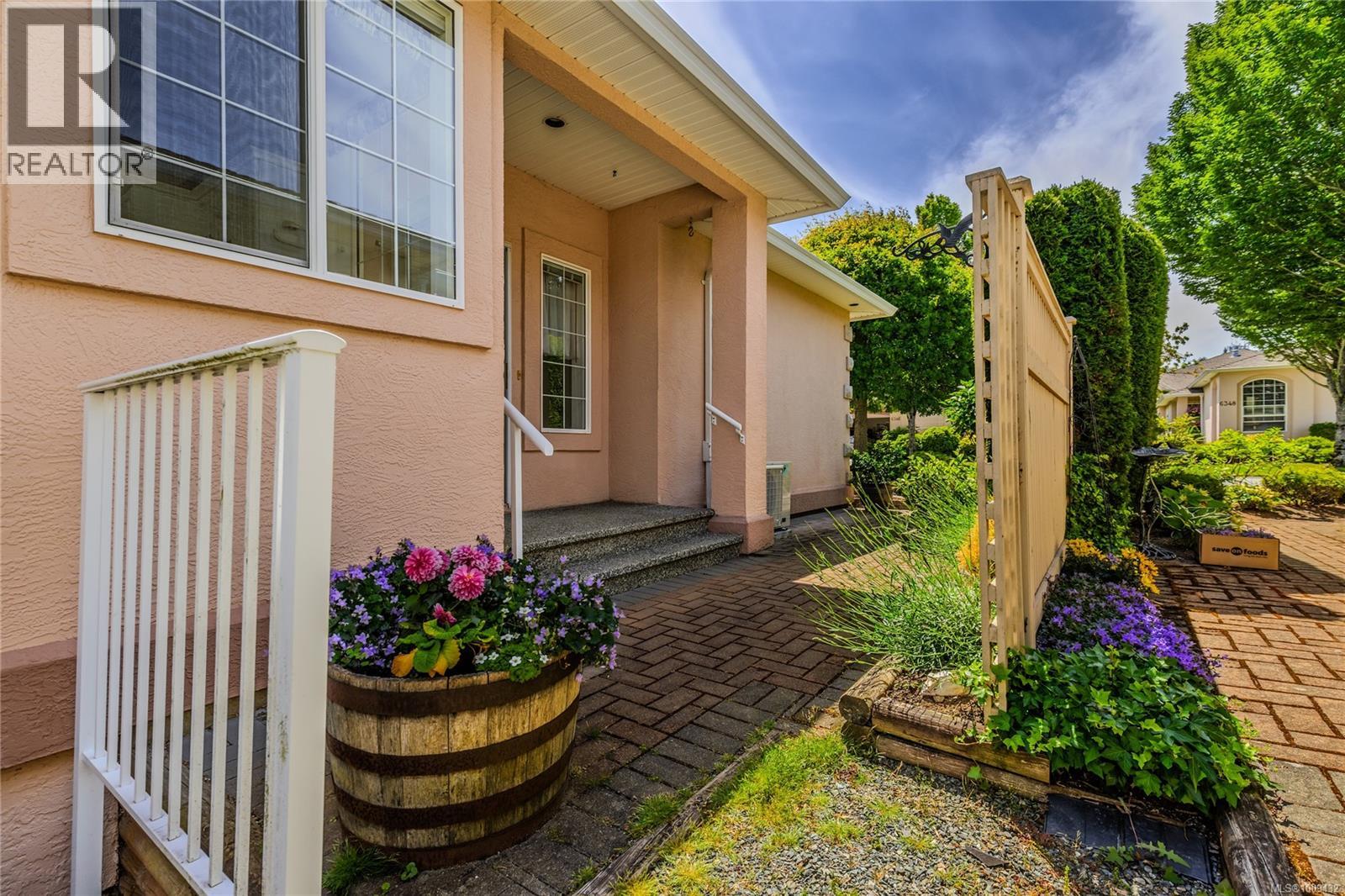 Photo 29 of 6345 Savary St, Nanaimo BC