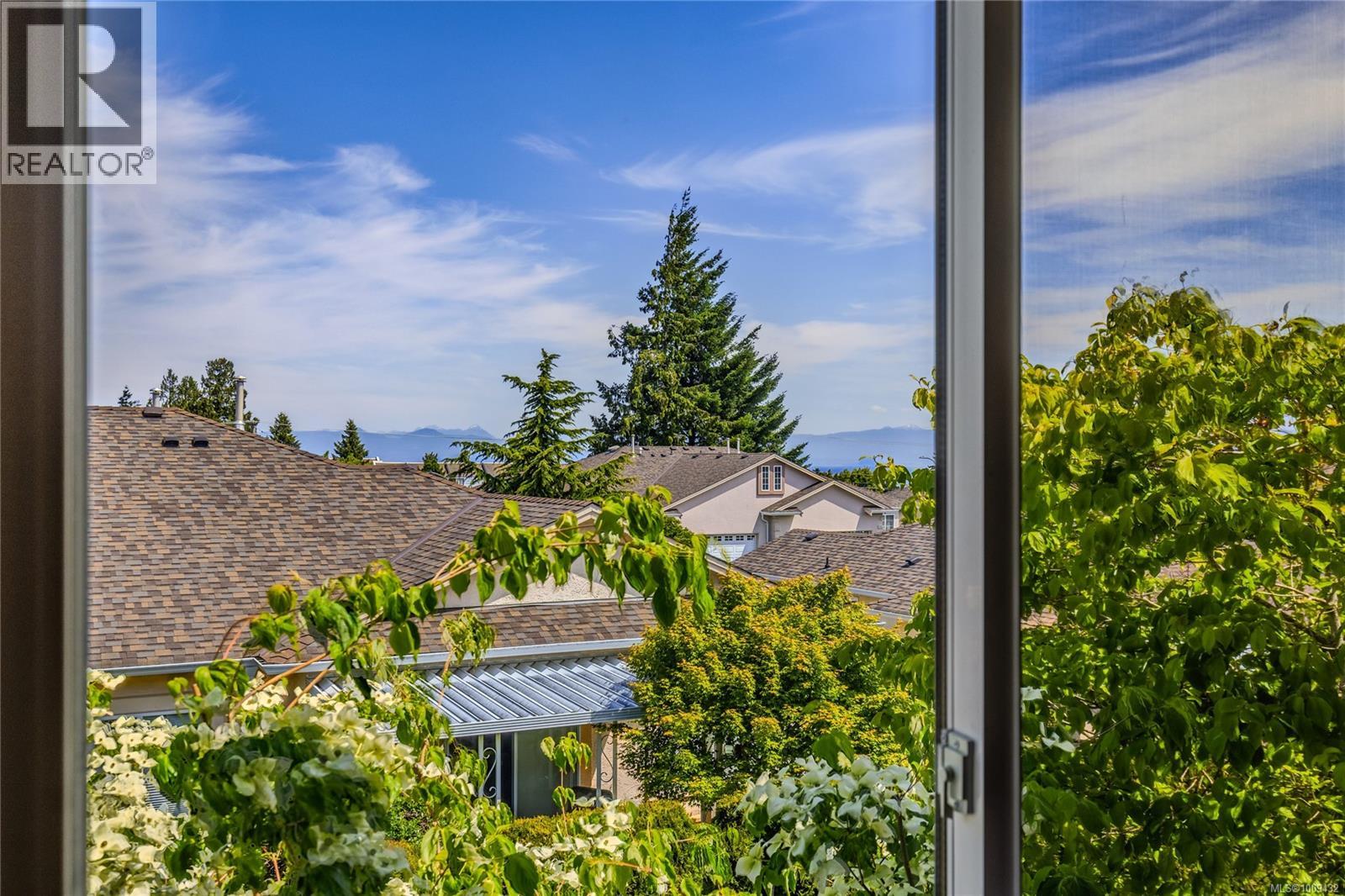 Photo 44 of 6345 Savary St, Nanaimo BC
