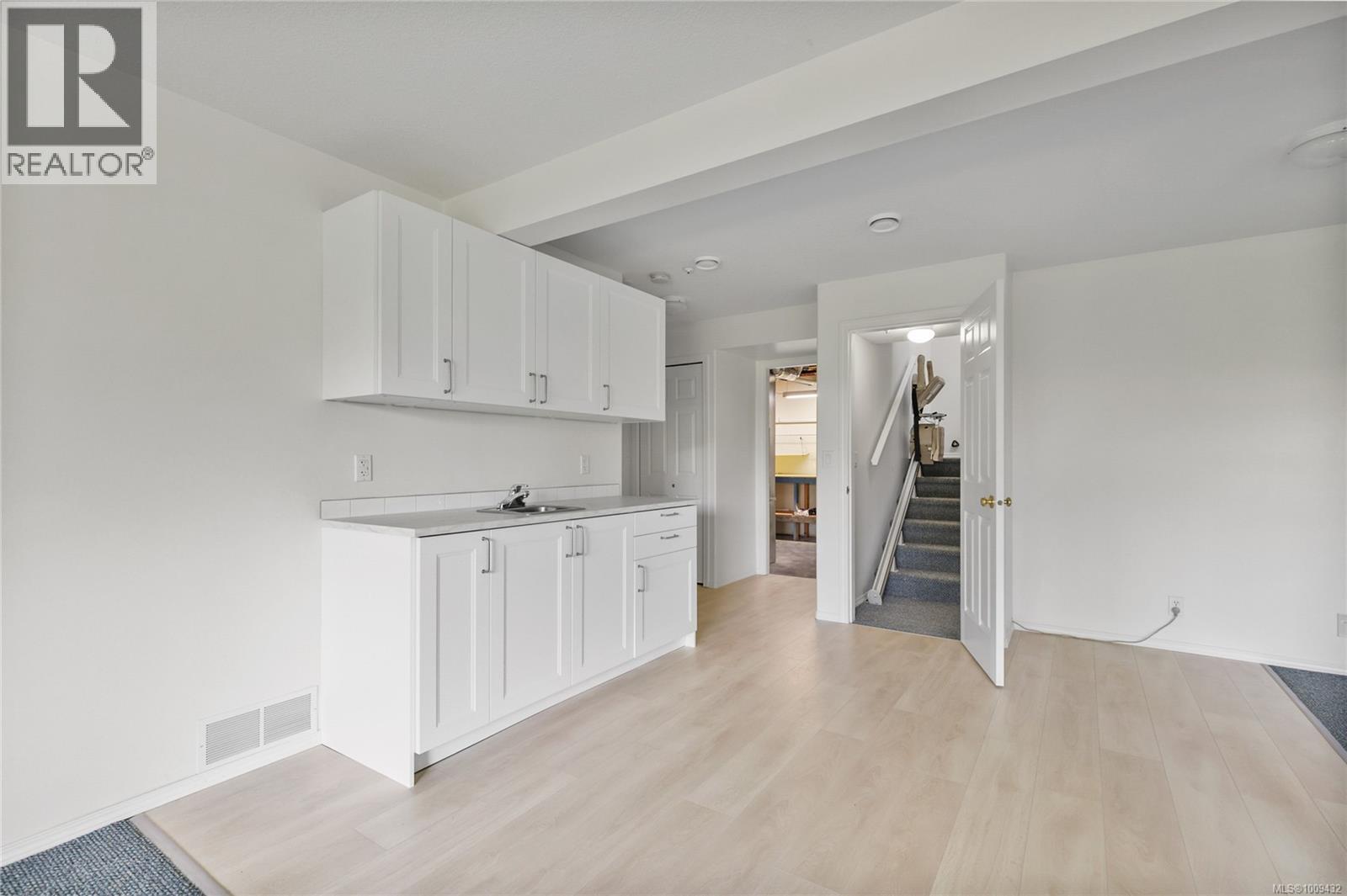 Photo 51 of 6345 Savary St, Nanaimo BC