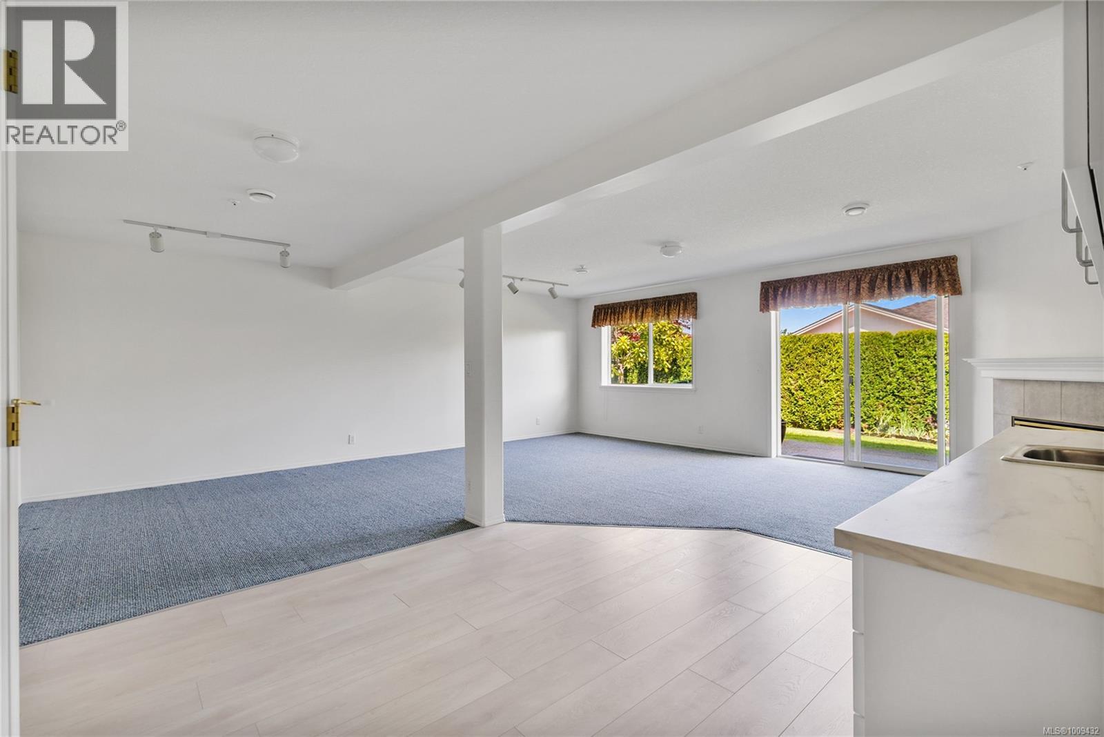 Photo 52 of 6345 Savary St, Nanaimo BC
