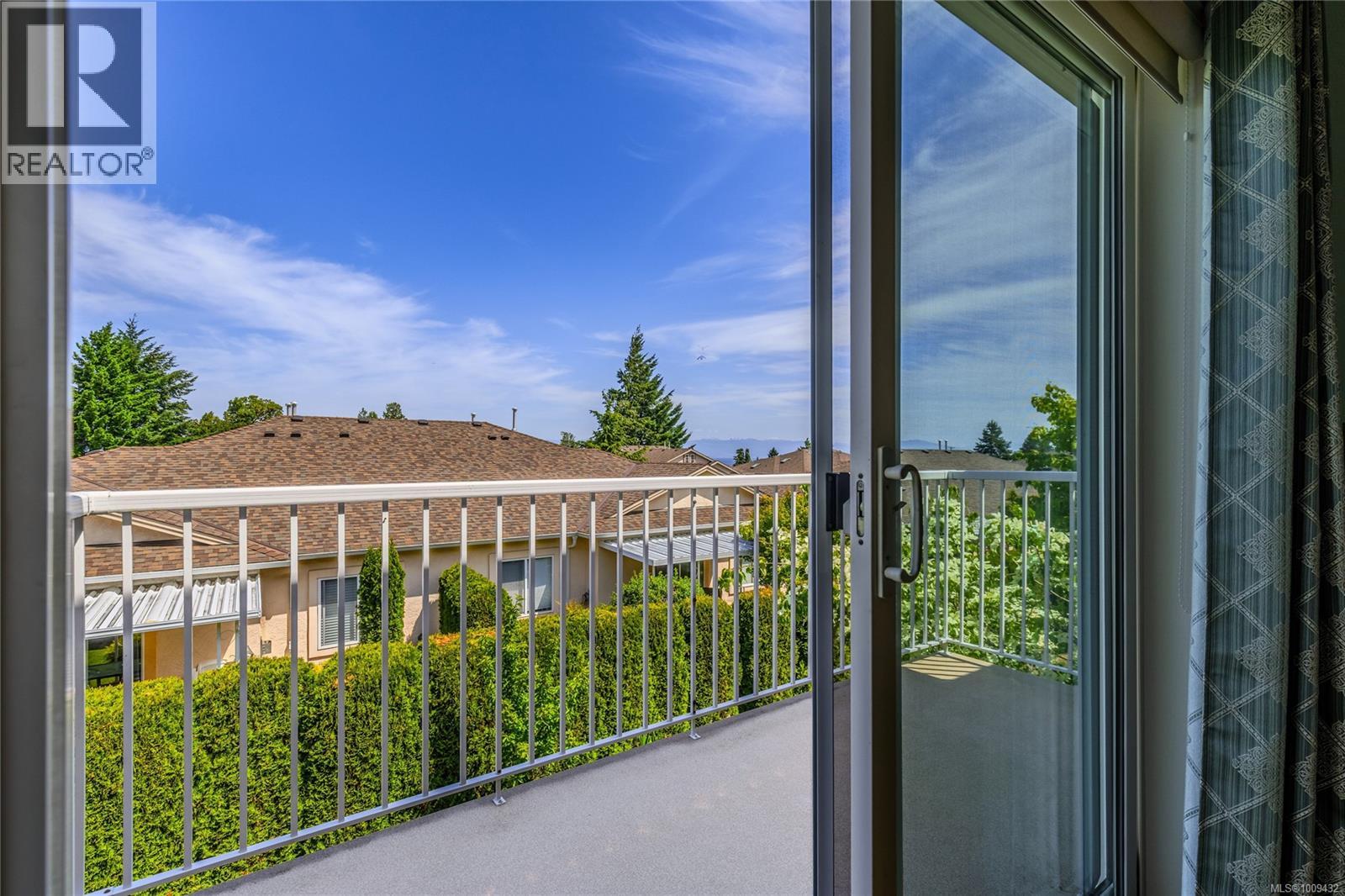 Photo 6 of 6345 Savary St, Nanaimo BC