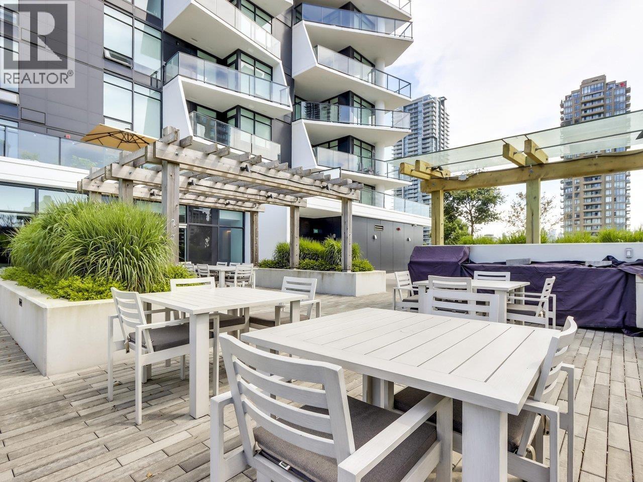 Photo 19 of 3804 2181 Madison Avenue, Burnaby BC