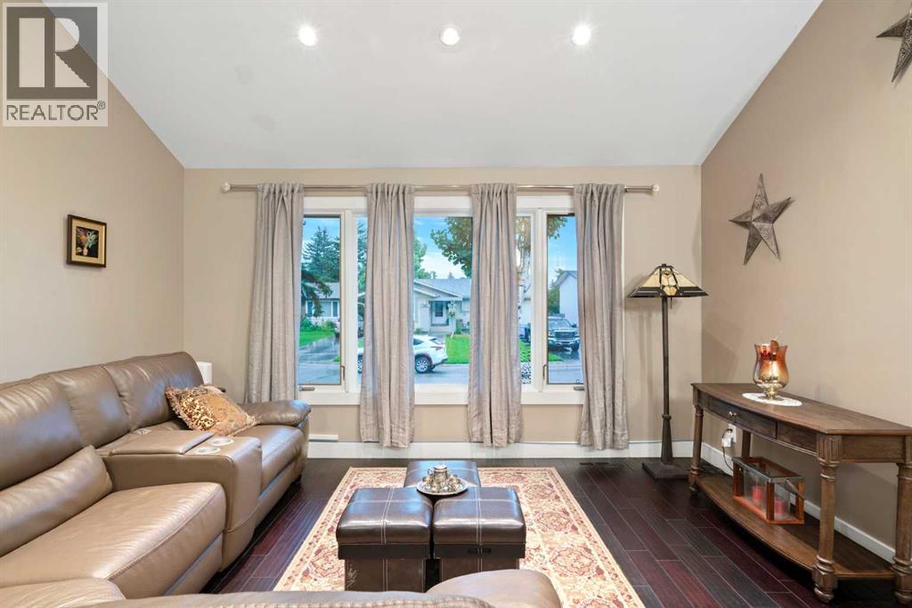 151 Brookgreen Drive SW, Calgary, Alberta