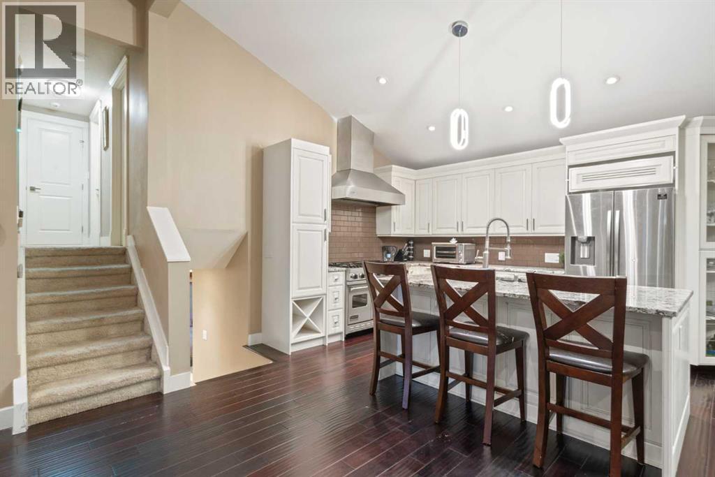 Single Family House 4 Level for Sale in  Brookgreen Drive SW Braeside Calgary 