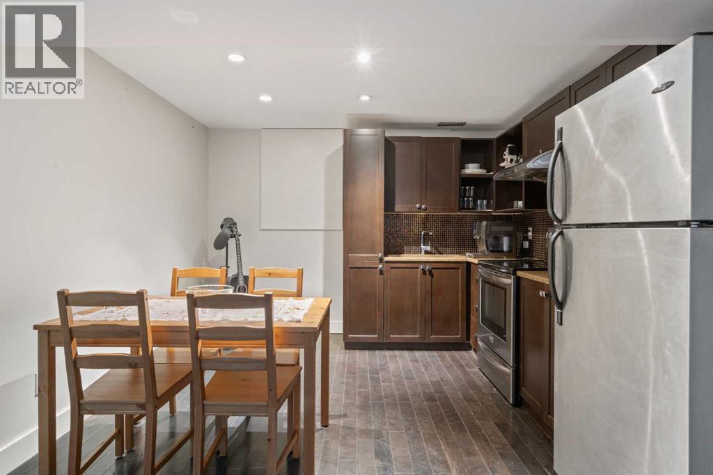 Single Family House 4 Level for Sale in  Brookgreen Drive SW Braeside Calgary 