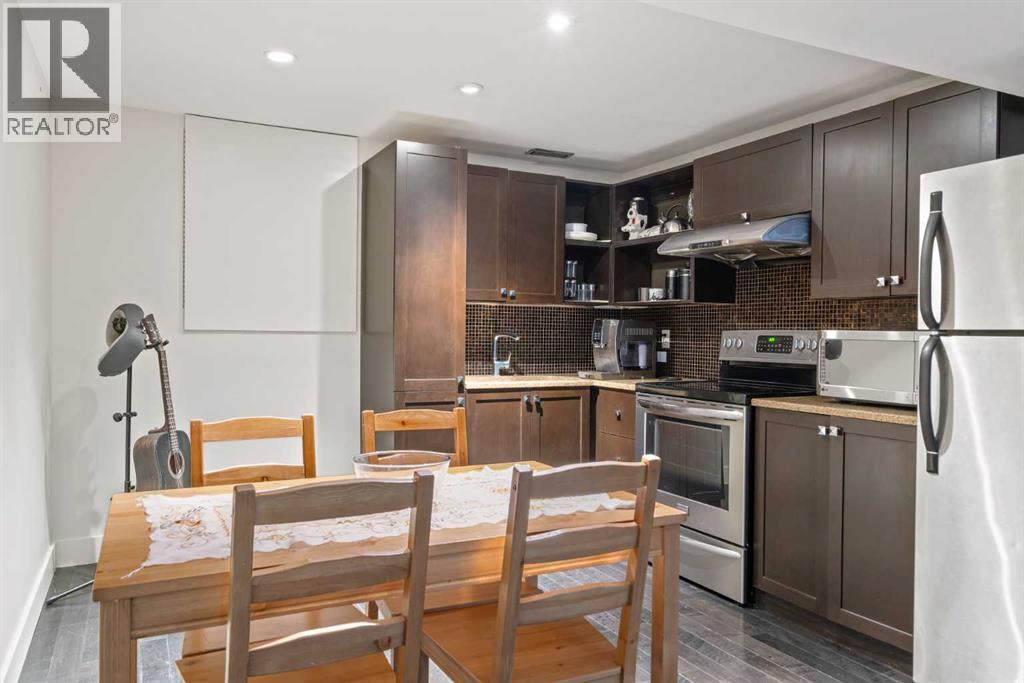 Single Family House 4 Level for Sale in  Brookgreen Drive SW Braeside Calgary 