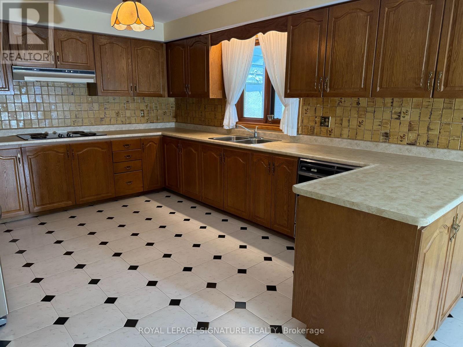 Photo 1 of 450 Oconnor Drive, Toronto ON