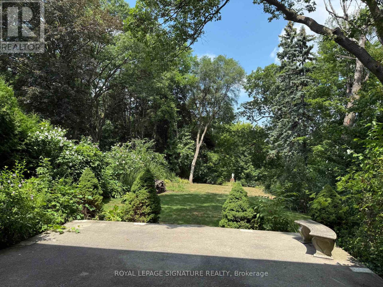 Photo 26 of 450 Oconnor Drive, Toronto ON