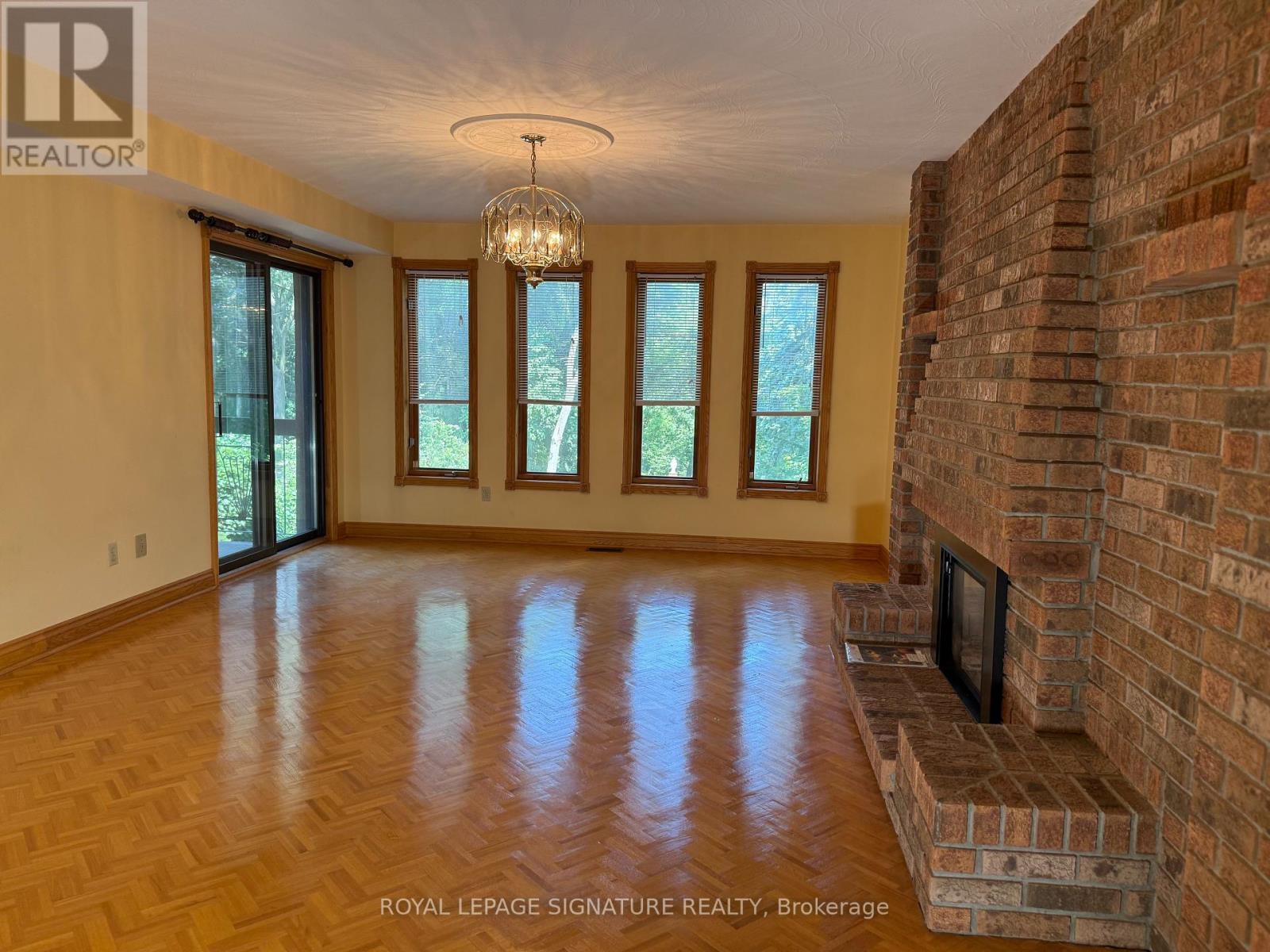 Photo 28 of 450 Oconnor Drive, Toronto ON