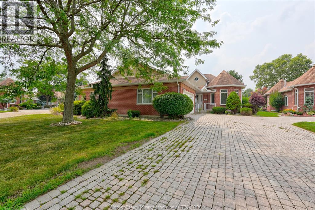 Photo 2 of 4660 Cranston, Windsor ON