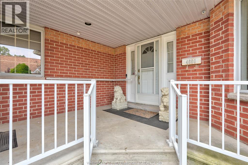 Photo 3 of 4660 Cranston, Windsor ON