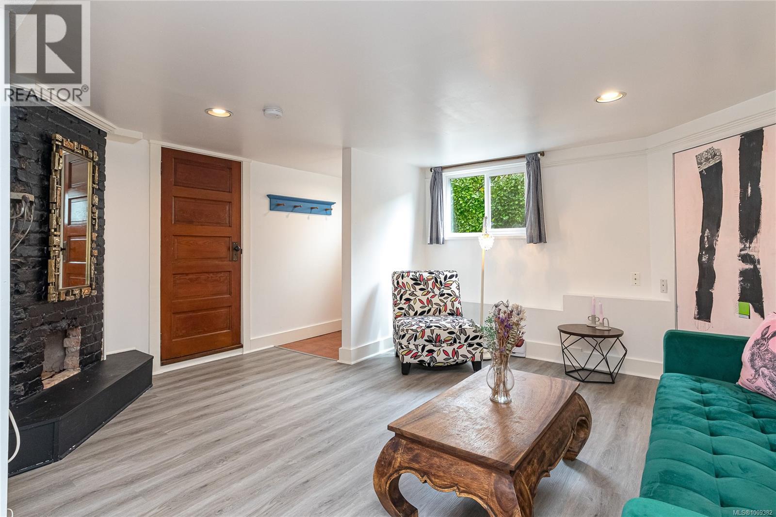 Photo 42 of 625 Harbinger Ave, Victoria BC