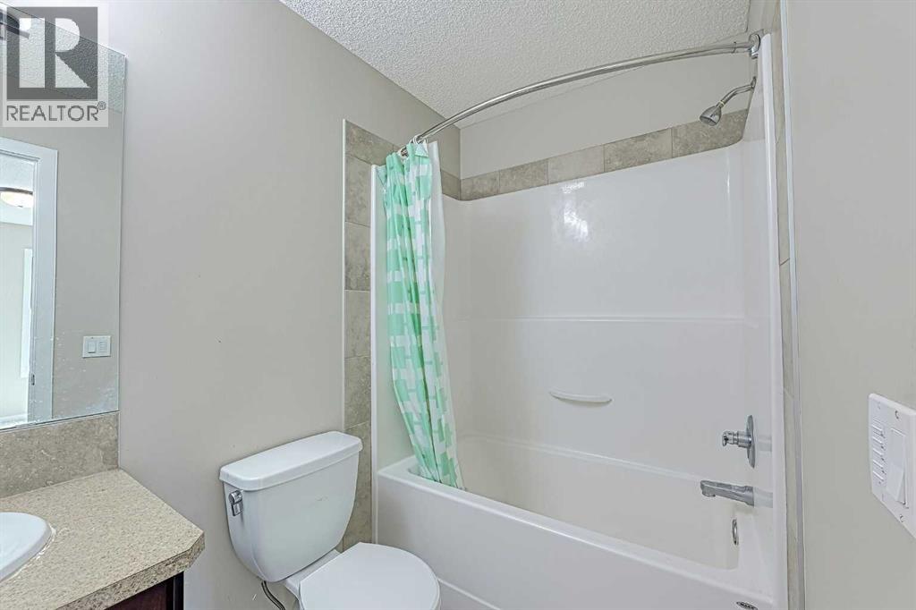 Single Family House for Sale in  Kincora Mews NW Kincora Calgary 