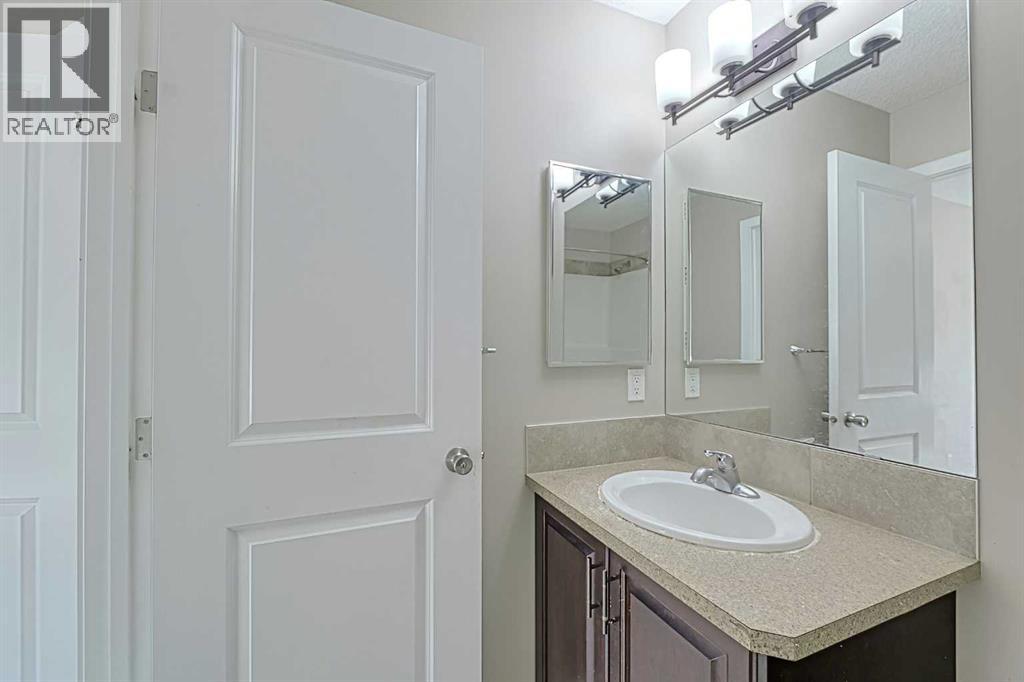 Single Family House for Sale in  Kincora Mews NW Kincora Calgary 