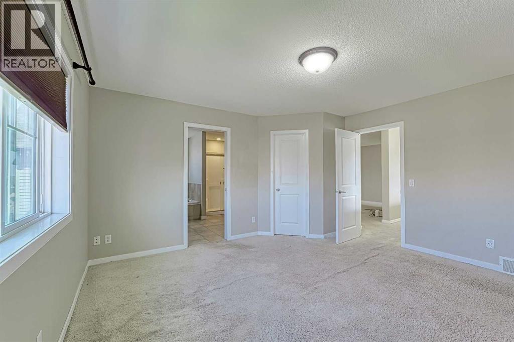 Single Family House for Sale in  Kincora Mews NW Kincora Calgary 