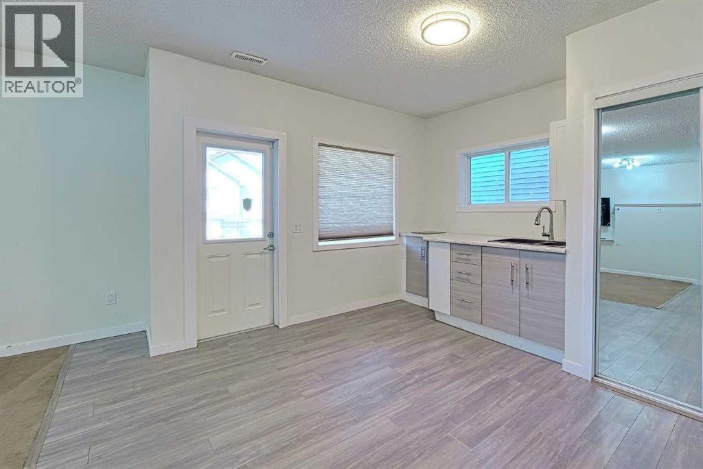 Single Family House for Sale in  Kincora Mews NW Kincora Calgary 