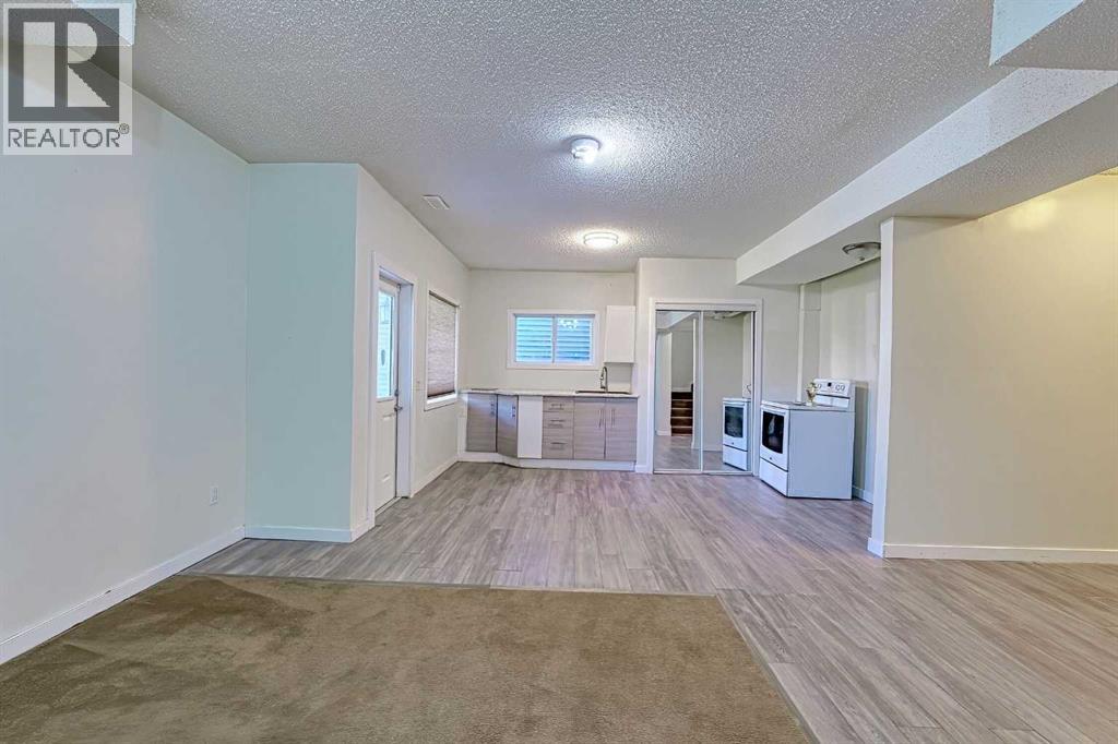 Single Family House for Sale in  Kincora Mews NW Kincora Calgary 