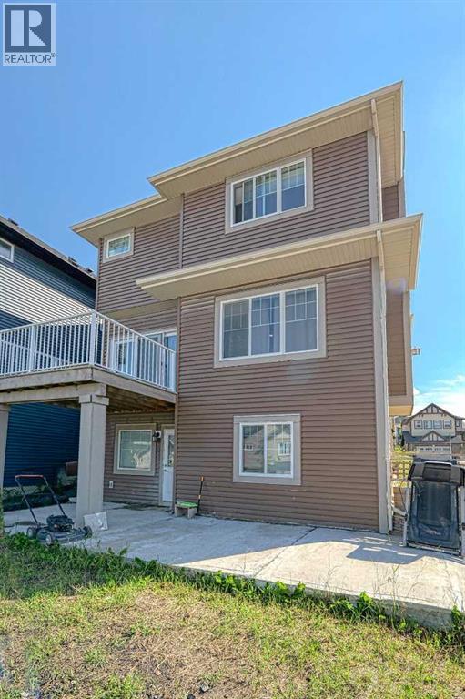 Single Family House for Sale in  Kincora Mews NW Kincora Calgary 