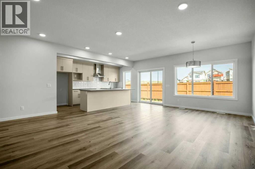18 Heartwood Villas SE, Calgary, Alberta