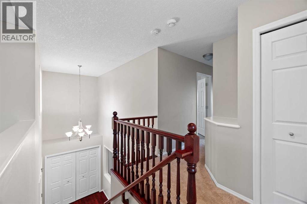 Single Family House for Sale in  Valley Ridge Drive NW Valley Ridge Calgary 