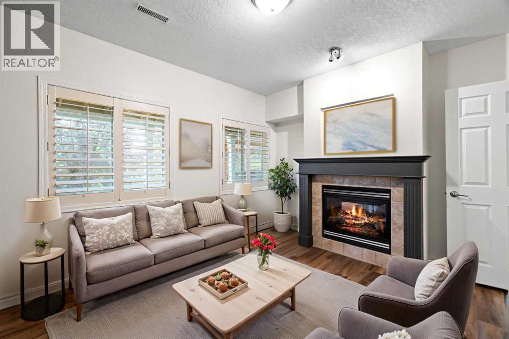Single Family House for Sale in  Valley Ridge Drive NW Valley Ridge Calgary 