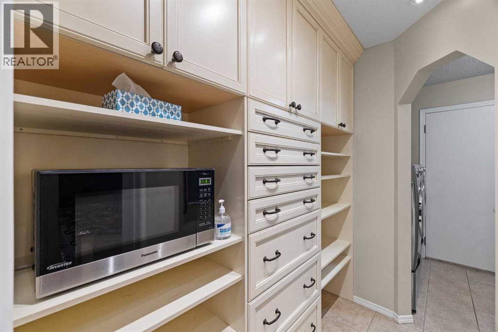 Single Family House for Sale in  Valley Ridge Drive NW Valley Ridge Calgary 