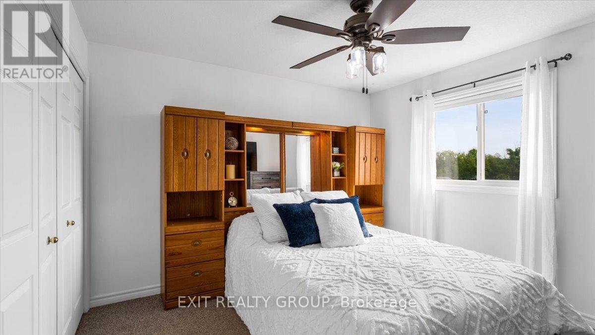 Photo 14 of 323 Mapleview Road, Quinte West ON