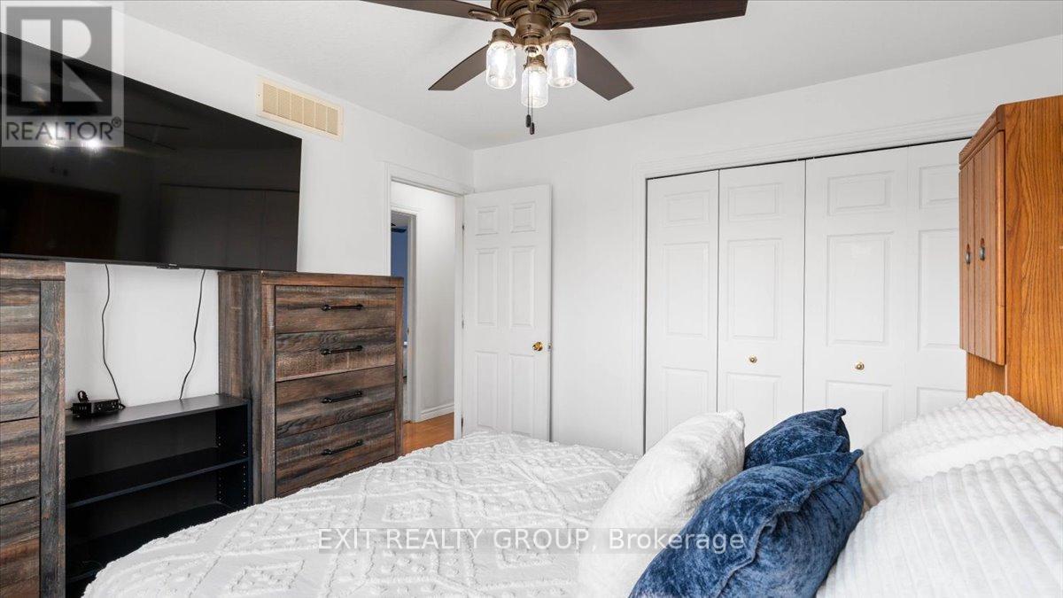 Photo 15 of 323 Mapleview Road, Quinte West ON
