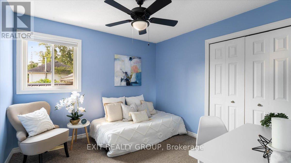 Photo 16 of 323 Mapleview Road, Quinte West ON