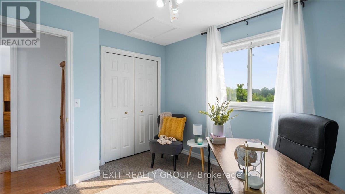 Photo 19 of 323 Mapleview Road, Quinte West ON