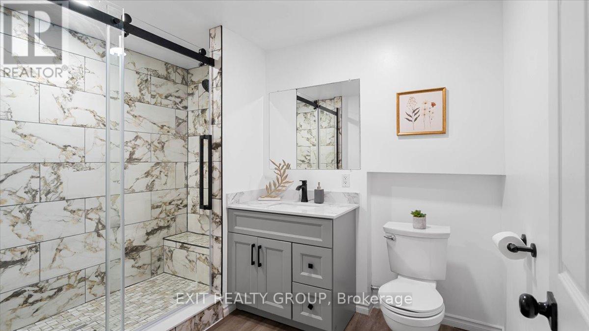 Photo 30 of 323 Mapleview Road, Quinte West ON