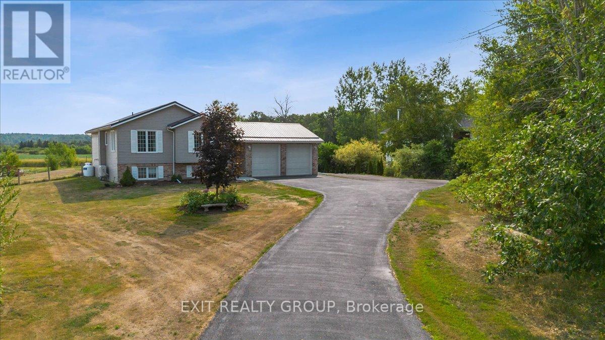 Photo 39 of 323 Mapleview Road, Quinte West ON