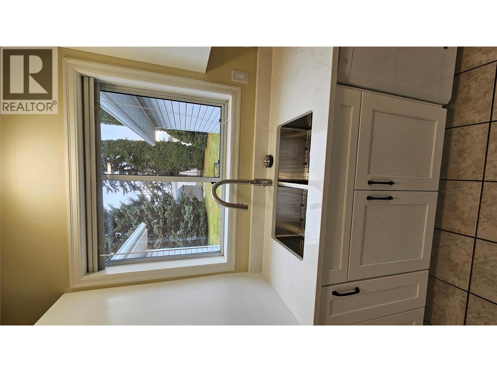  221 Sandpiper Crescent, Penticton