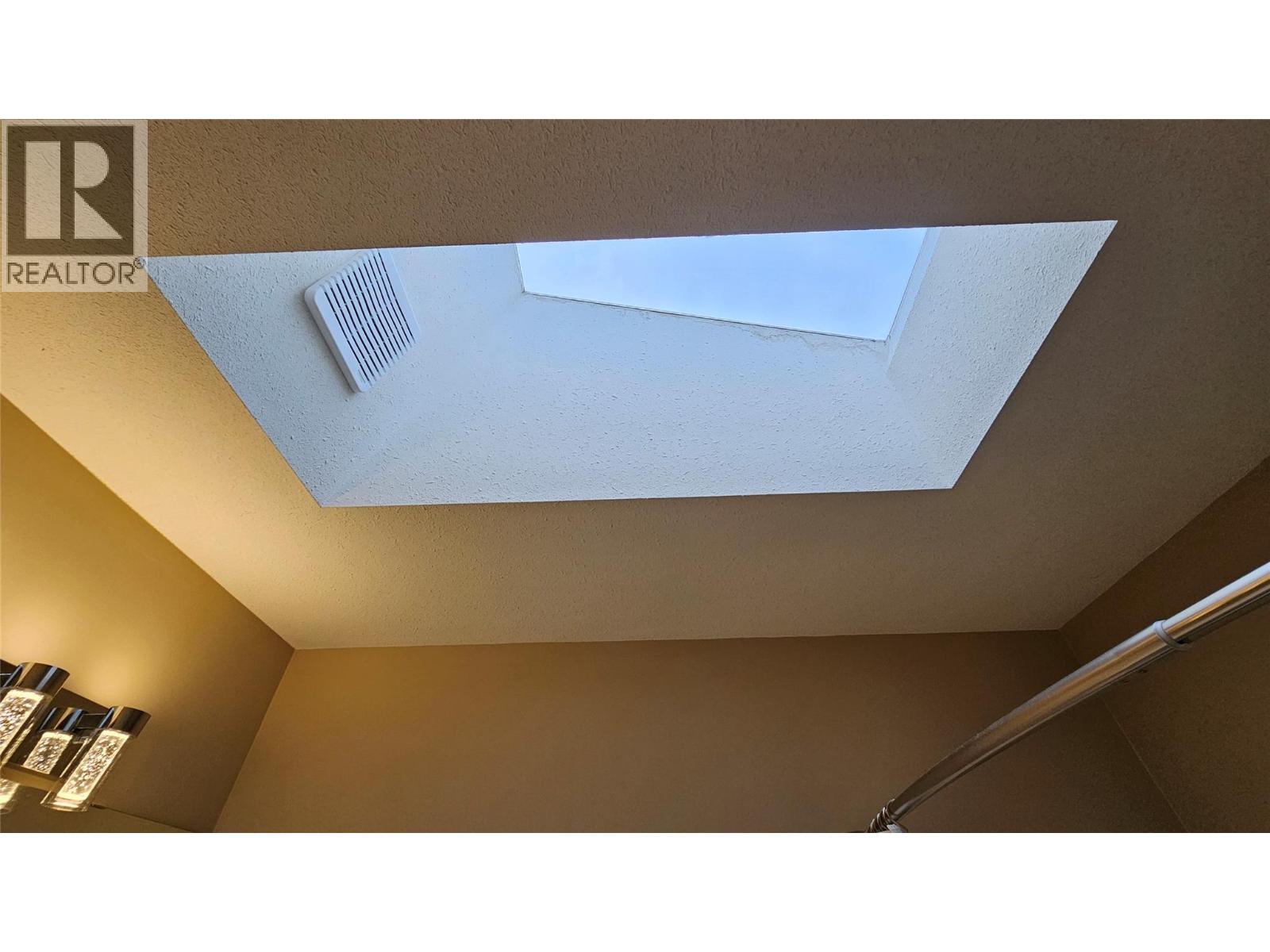  221 Sandpiper Crescent, Penticton