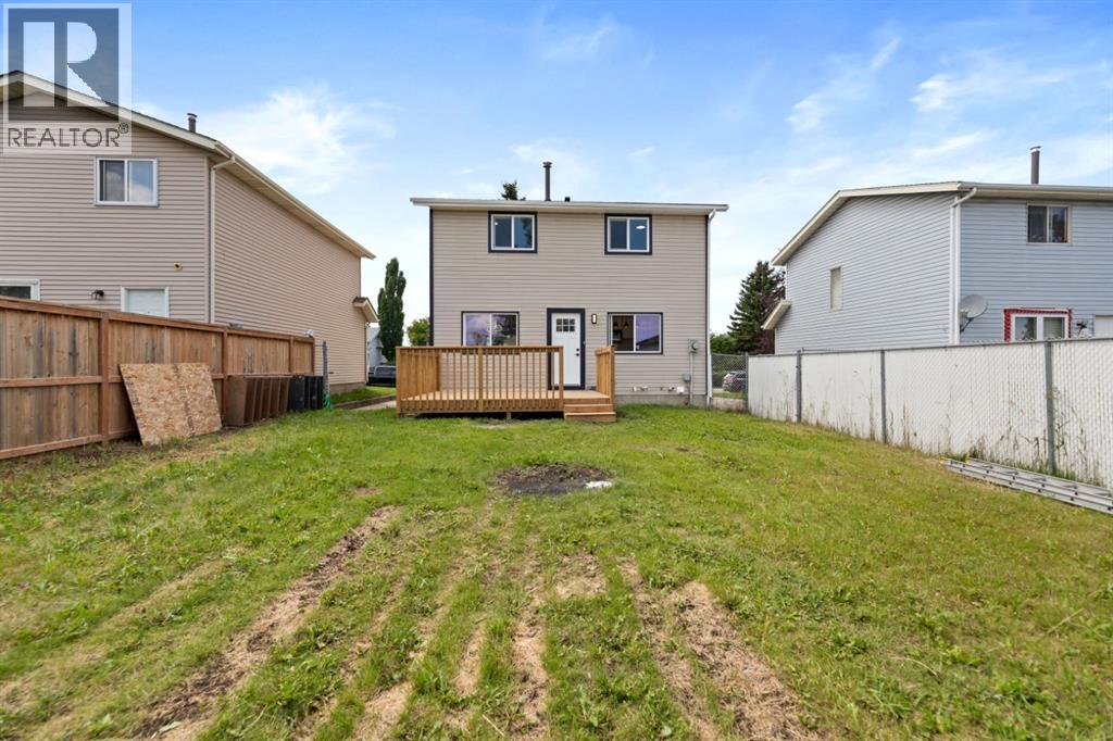 Single Family House for Sale in  Aberdare Way NE Abbeydale Calgary 