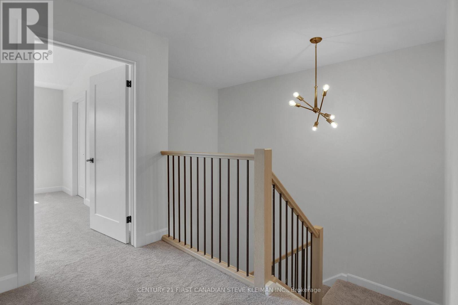 Photo 9 of 67 2700 Buroak Drive, London North ON