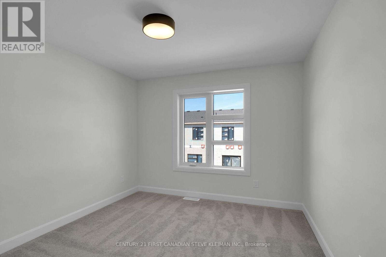 Photo 11 of 67 2700 Buroak Drive, London North ON