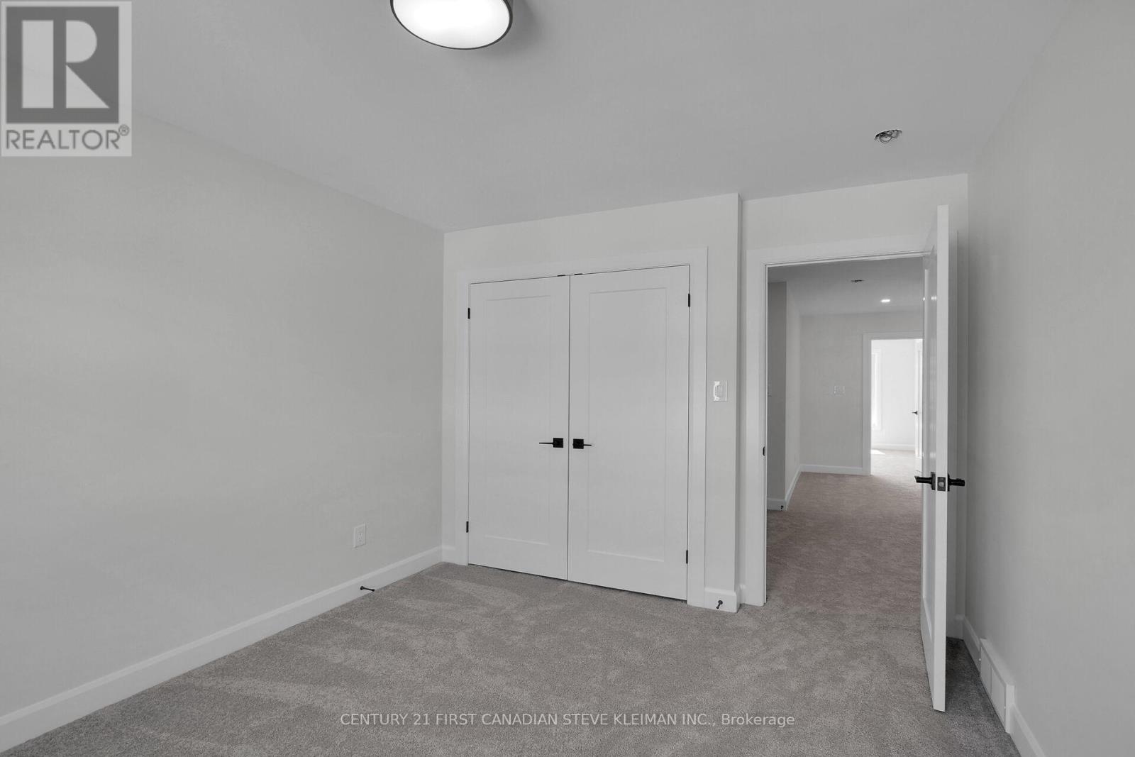 Photo 28 of 67 2700 Buroak Drive, London North ON