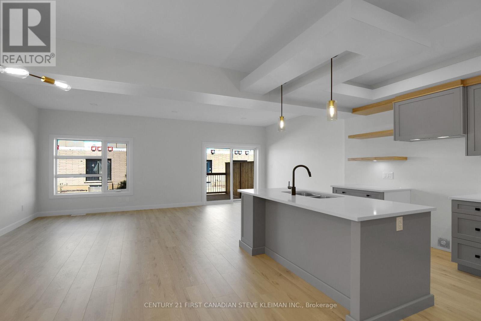 Photo 3 of 67 2700 Buroak Drive, London North ON