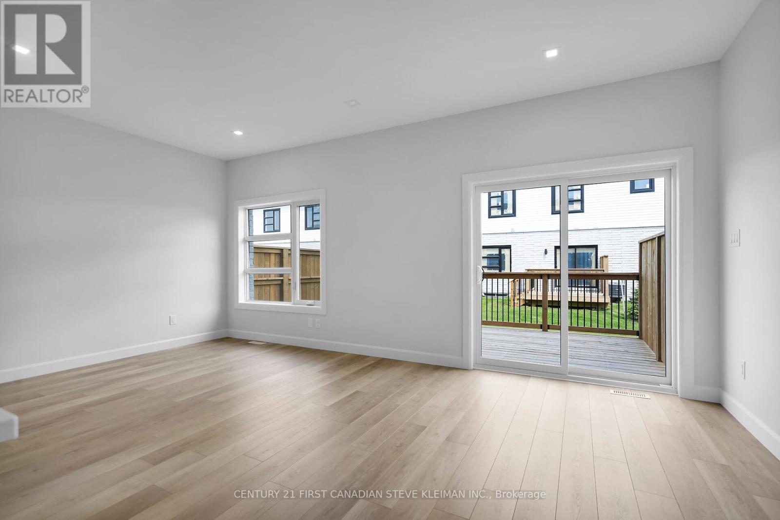 Photo 17 of 47 2700 Buroak Drive, London North ON