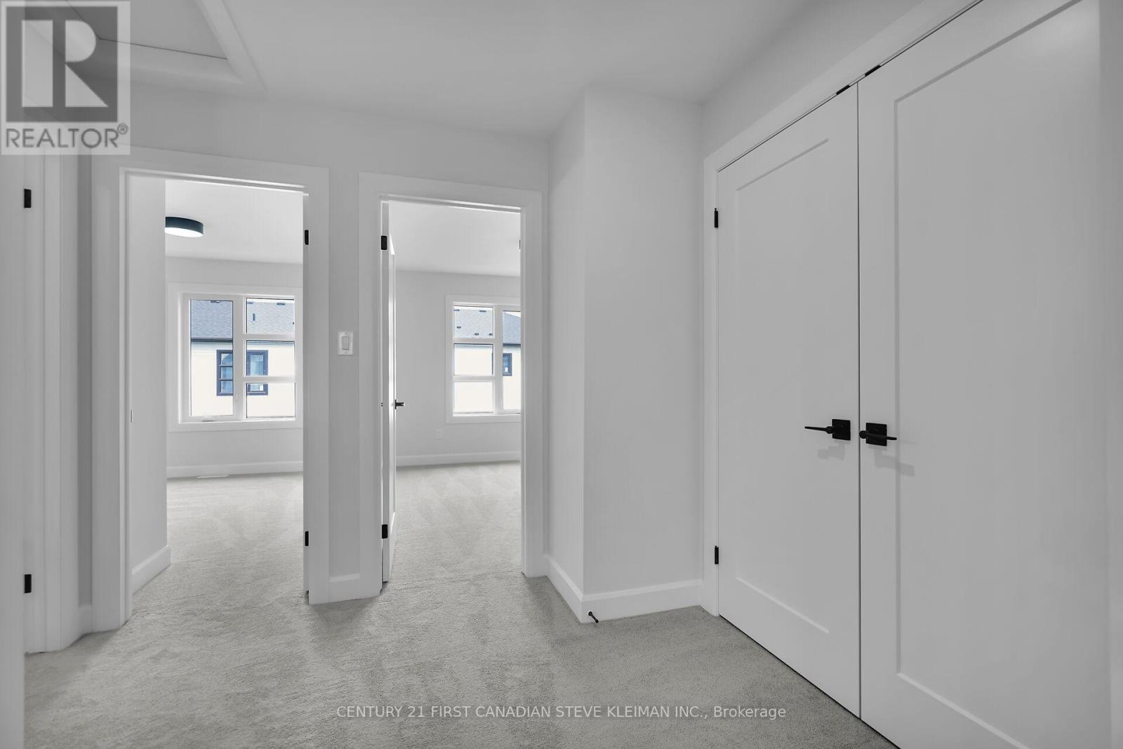Photo 11 of 47 2700 Buroak Drive, London North ON