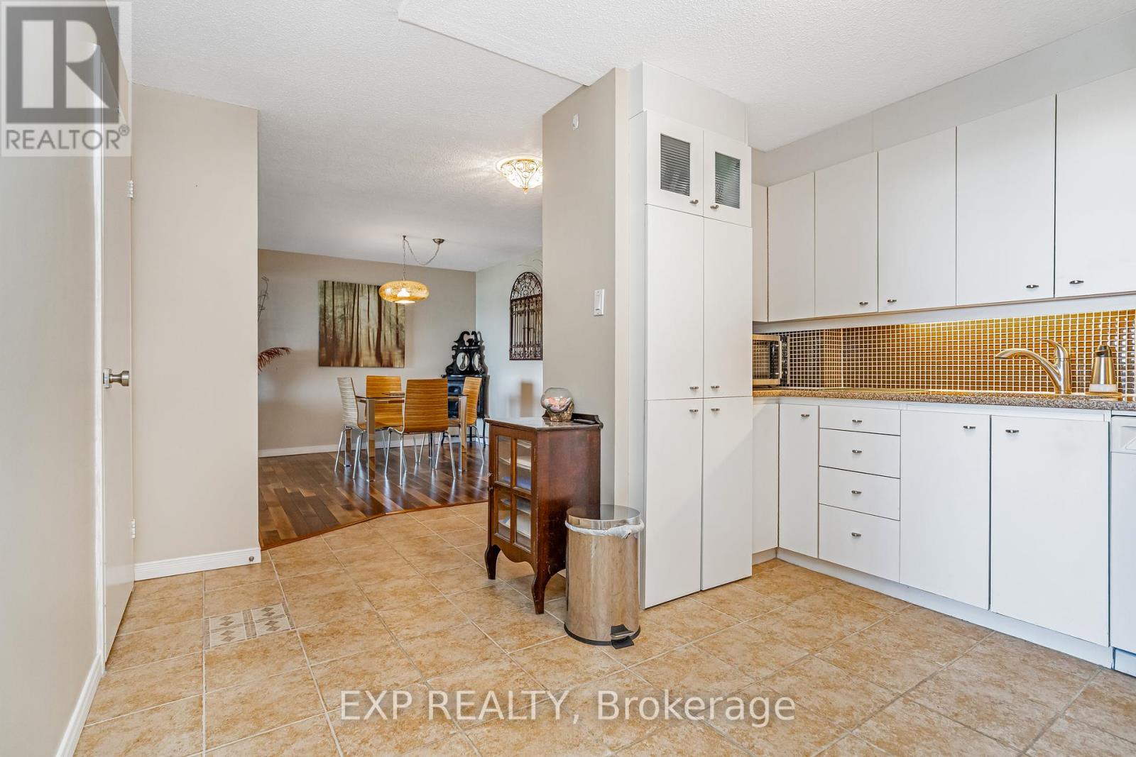 Photo 3 of 1301 415 Greenview Avenue, Ottawa ON