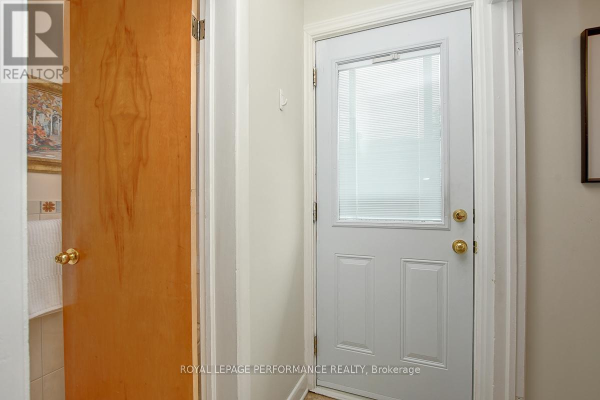 Photo 24 of 617 Gardenvale Road, Ottawa ON