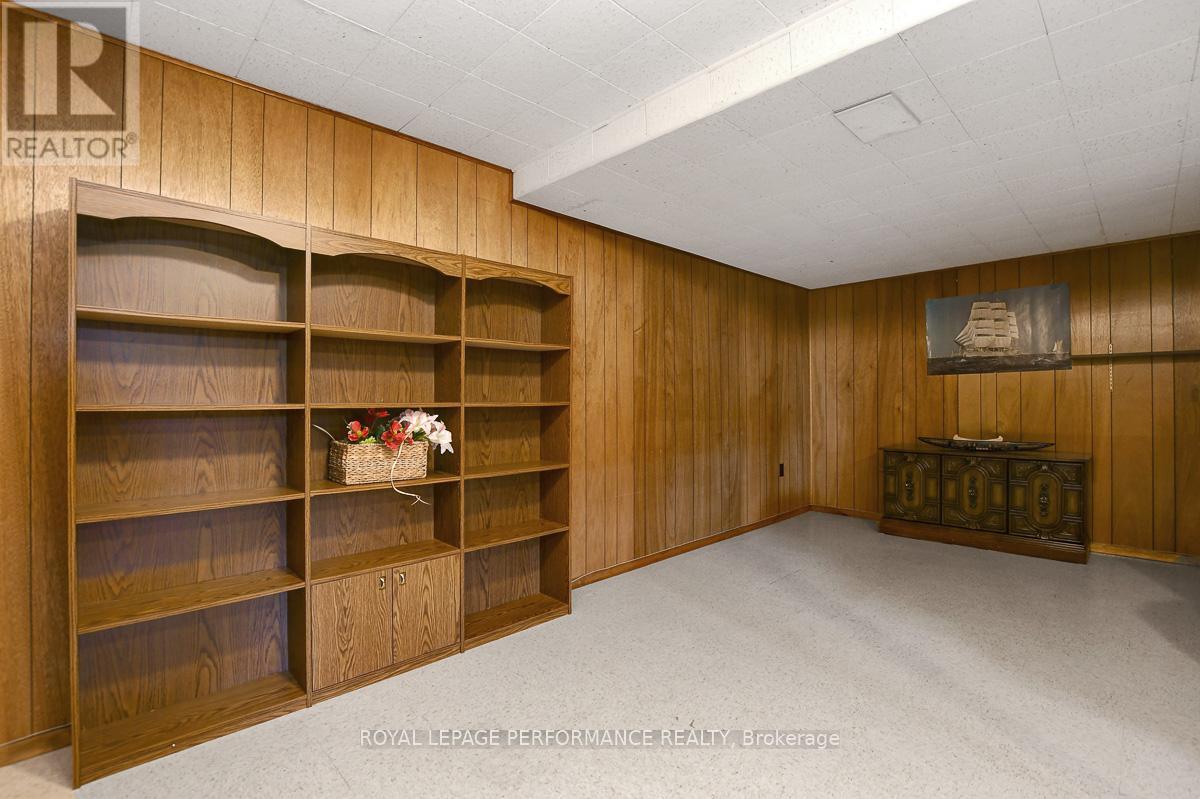 Photo 31 of 617 Gardenvale Road, Ottawa ON